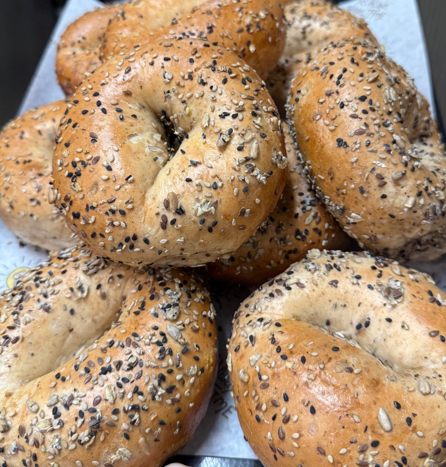 Super Grains Bagel Box (12 Bagels)