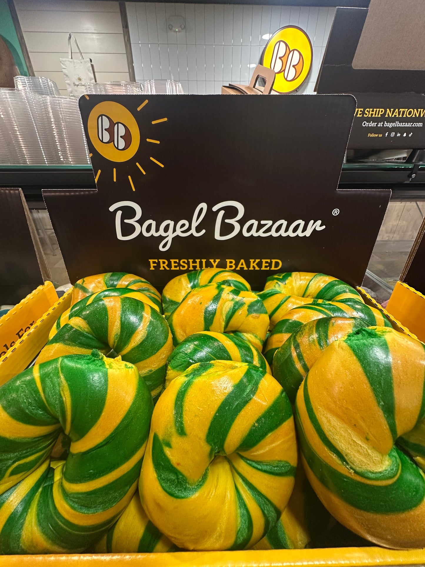 Brazil Fans Bagel Box (12 Bagels)
