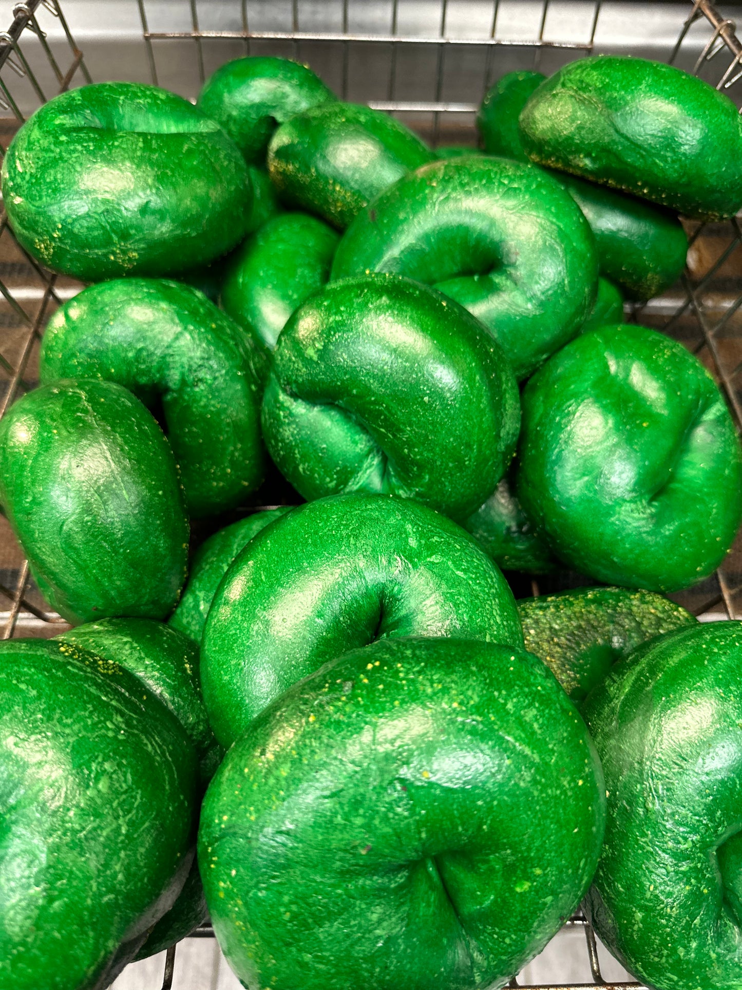 12 St Patrick's Day Green Bagels