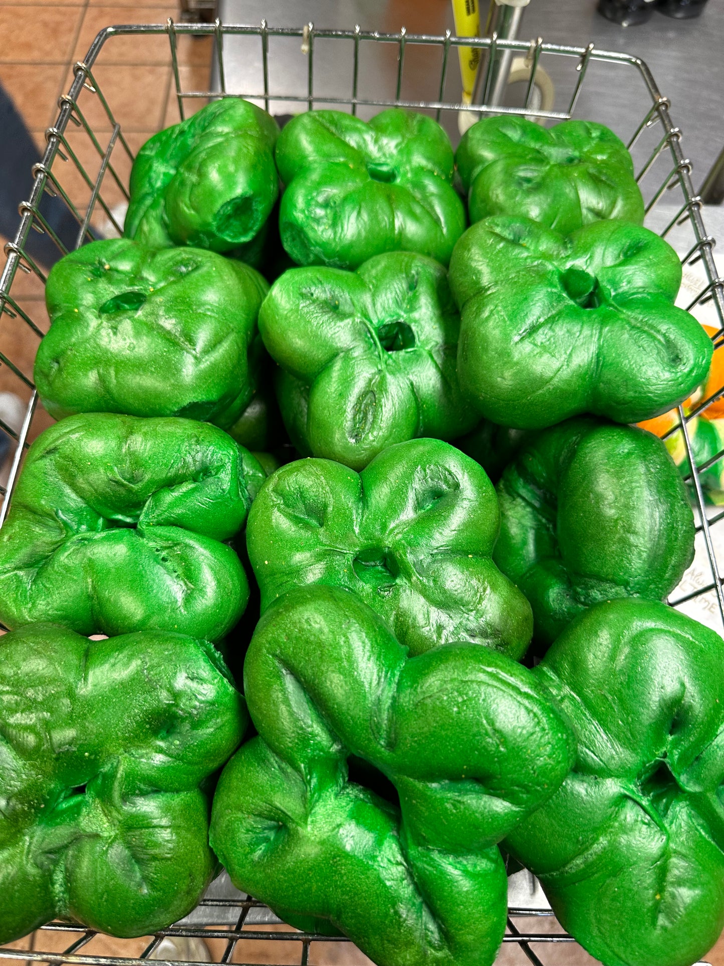 12 Green Shamrock Bagels